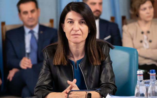 Scandal între Daniel Zamfir și Violeta Alexandru, în Parlament: s-au luat de la o postare pe Facebook