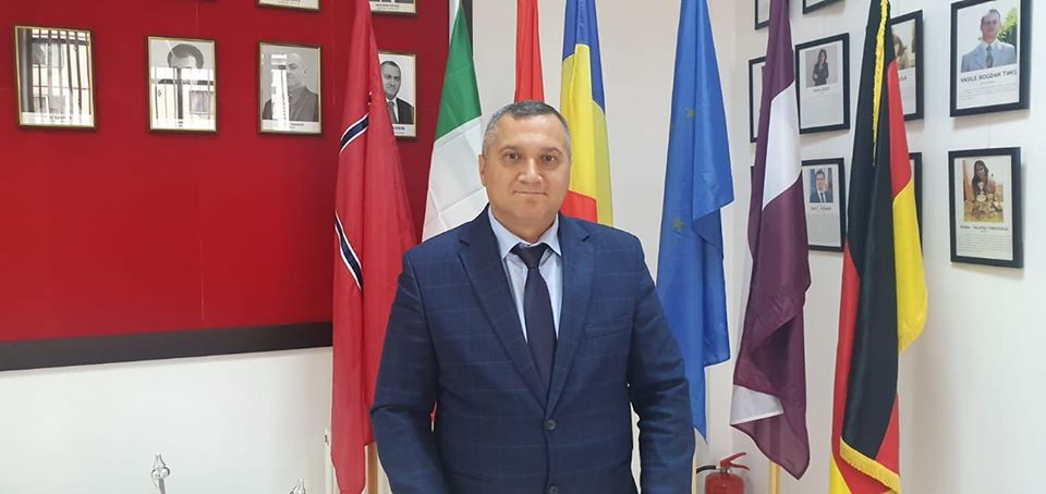 Scene ȘOCANTE la Borșa: românii veniți din Italia au luat cu ASALT magazinele, de teama coronavirusului