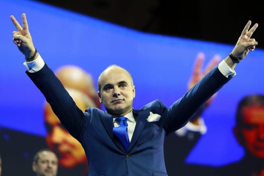 Rareș Bogdan, mesaj disperat către Diaspora: Respectați regulile de carantină! Nu veți fi abandonați