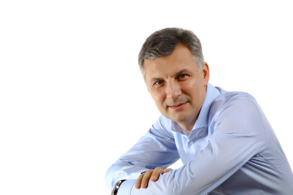 Liderii PSD decid ce se întâmplă cu starea de alertă. Senatorul Daniel Zamfir: Nu votăm prelungirea stării de alertă. Adică nu putem intra în biserică, dar putem intra în&nbsp;magazine?