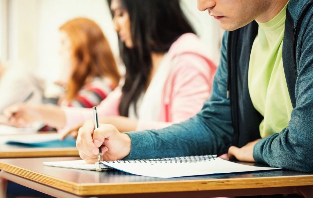 Sectorul 4 din București, cea mai mare rată de promovabilitate la BAC din România