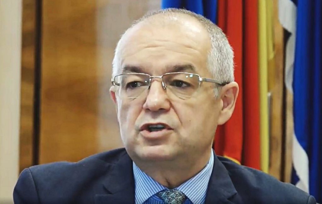Emil Boc: Primăria Cluj-Napoca va cumpăra rablele cetățenilor cu 3.000 de lei