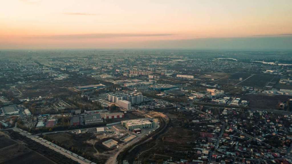 Peste 1.500 de blocuri din București riscă să cadă la următorul cutremur mare deși nu au fost încadrate oficial într-o categorie de risc major