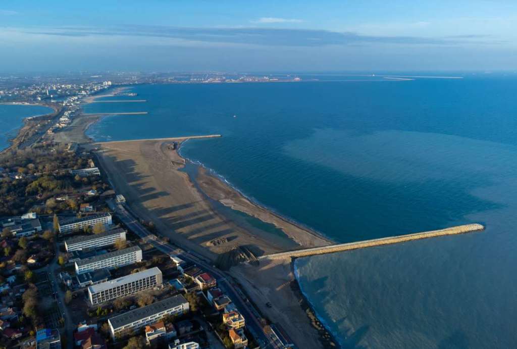 Se lucrează la portul Constanța | Prim-ministrul: Portul Constanța trebuie să-și consolideze rolul strategic