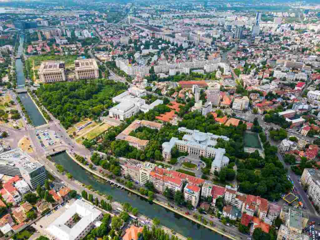 Sâmbătă, cea mai călduroasă zi de 21 octombrie înregistrată vreodată în România | Peste 31 de grade în Capitală